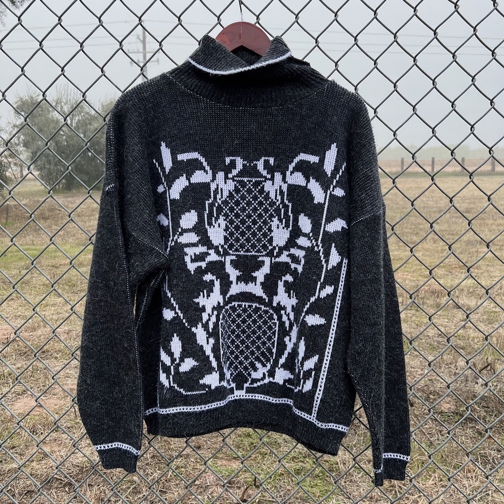 Vintage 80s Keren Turtleneck Sweater